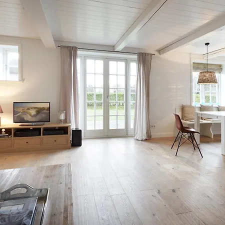 Strandhaus Foehr * Utersum